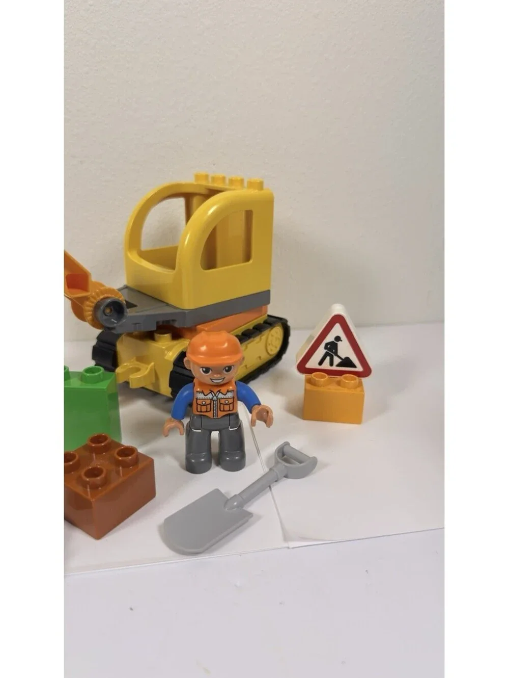 LEGO DUPLO Town Truck & Tracked Excavator 10812 Replacement Pieces